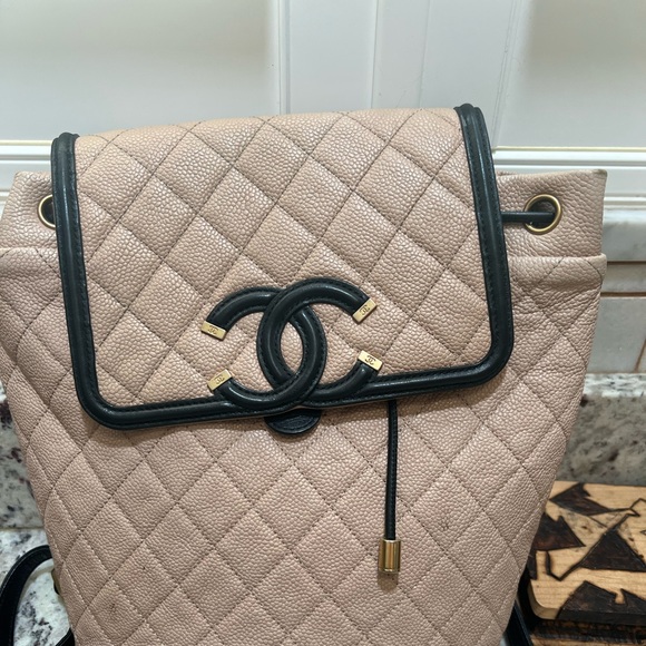 Authentic Chanel Filligre Backpack. 2 years old. Minor wear and tear.See photos - Picture 2 of 6